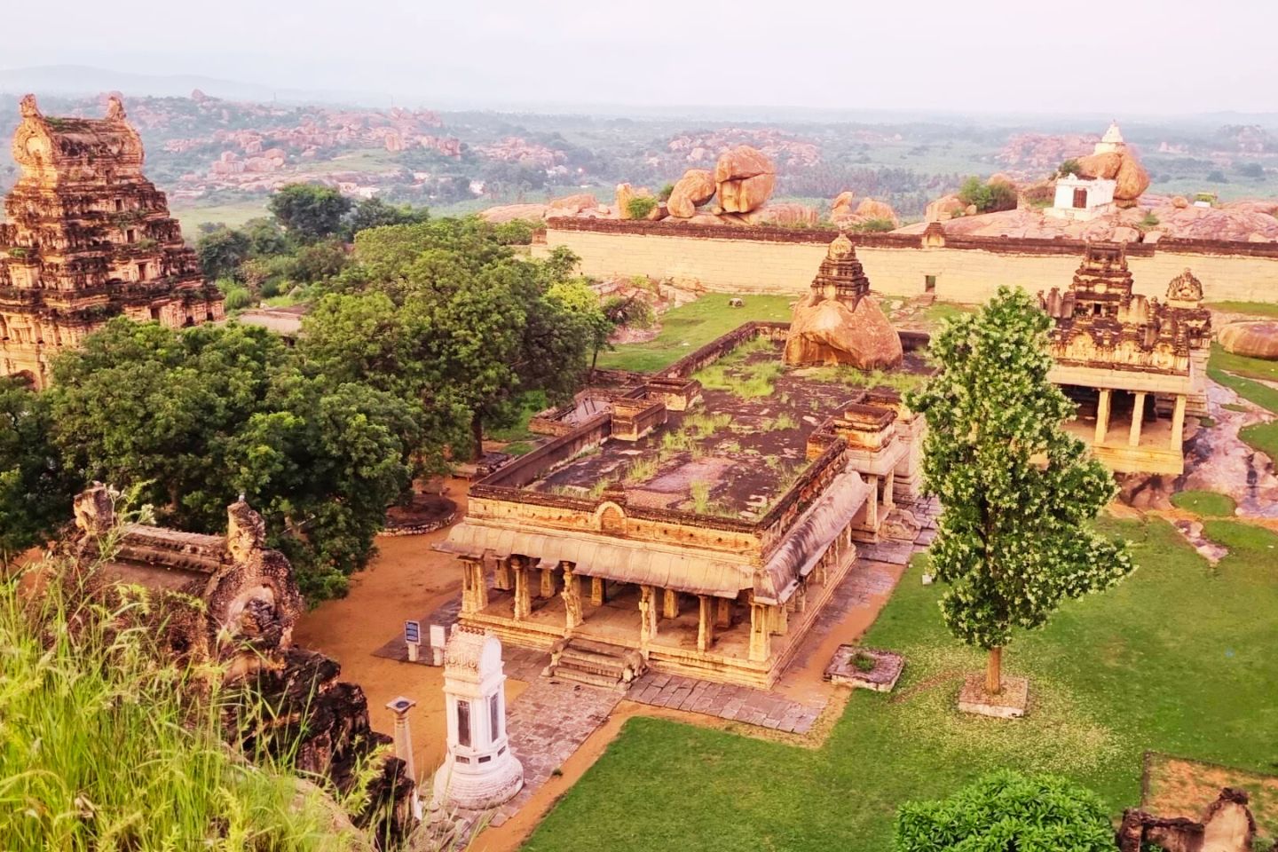 Malyavanta Raghunatha Temple Hampi
