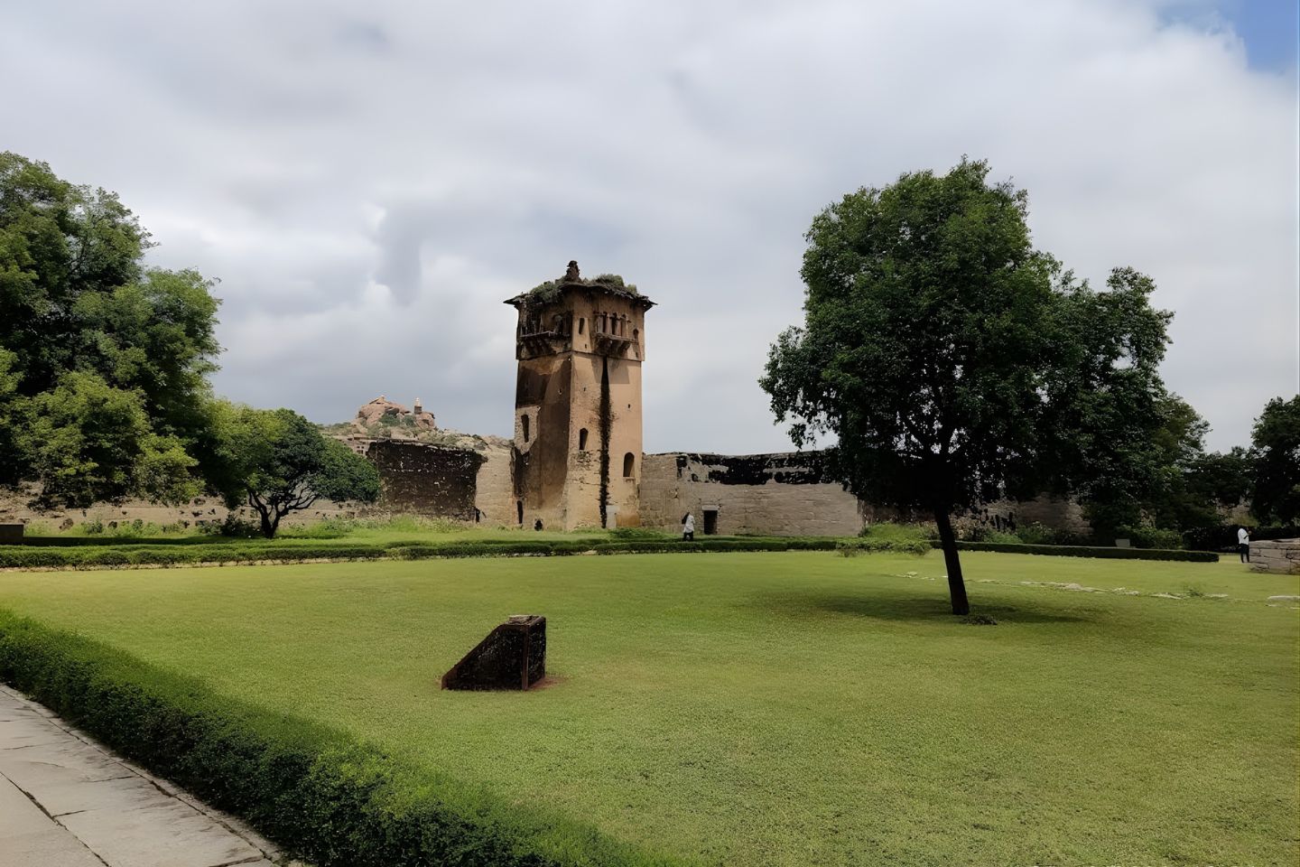 Zenana Enclosure, Hampi