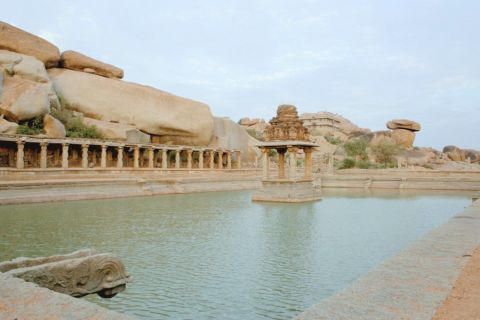 tourist places near hampi temple